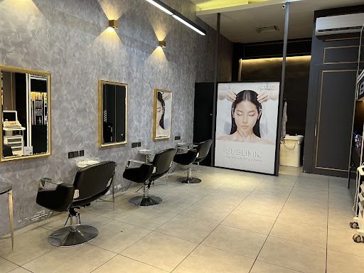 De' Touch Hair & Beauty Salon (Amanjaya)