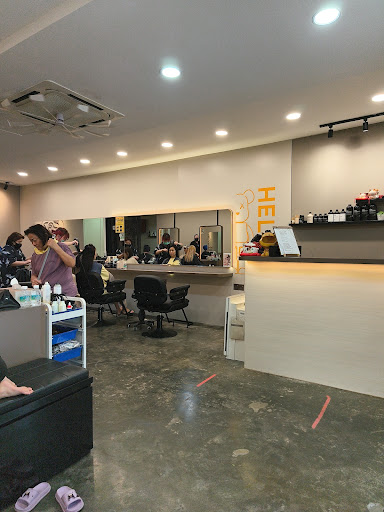 Y 2 Beauty Hair Studio