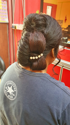 Rajeswari Bridal and Beauty Touch