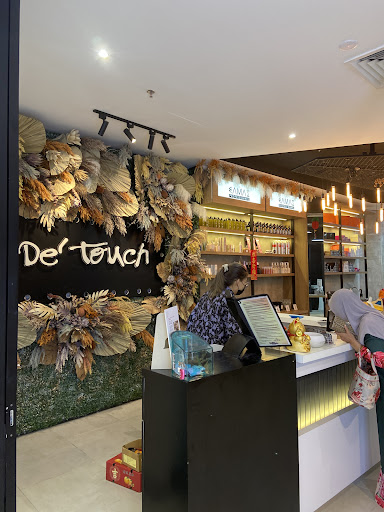 De' Touch Hair & Beauty Salon, Aman Central