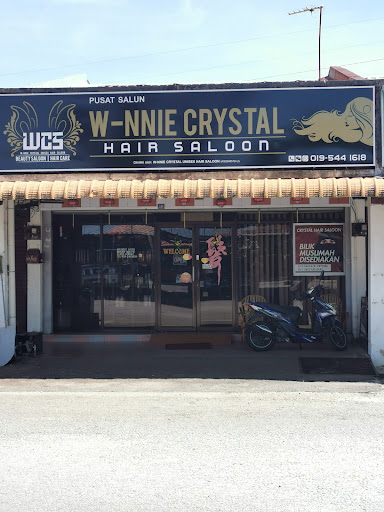 Wnnie crystal hair saloon