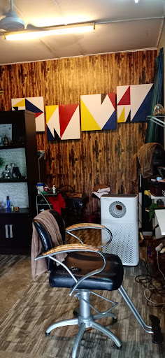 LYNNIEZA HAIR AND BEAUTY SALON