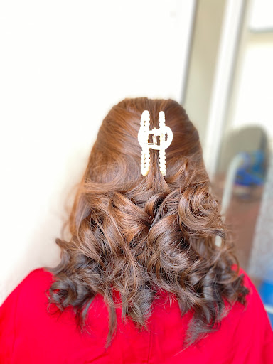 AIRIZ MUSLIMAH SALON KOK LANAS