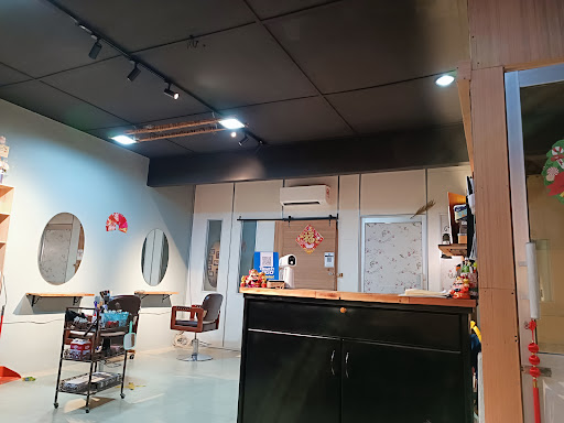 I Cut Studio Hair Salon