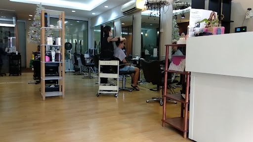 Coudee Hair Dressing