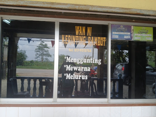 Wan Ni Kerinting Rambut