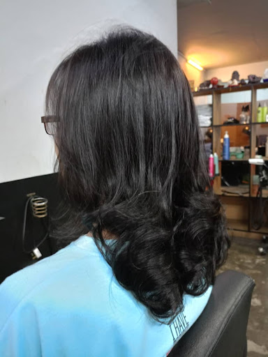 Min House Salon
