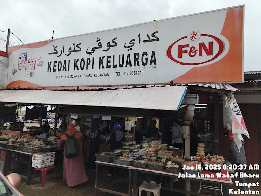 Kim Beauty Saloon & Makeup