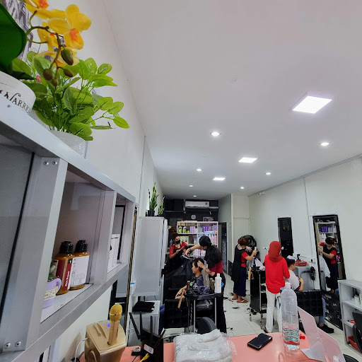 JR VVERT SALOON /BILIK MUSLIMAH DISEDIAKAN