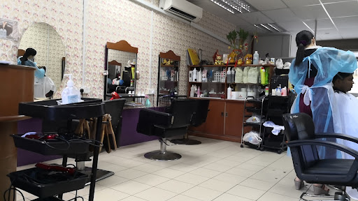 Hairtrend Unisex Saloon