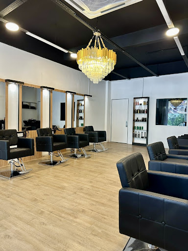 Adriana Hair Saloon & Beauty Spa (Bertam Impian)