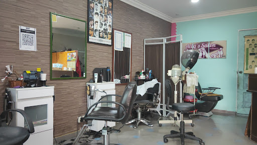 Aciq's Salon