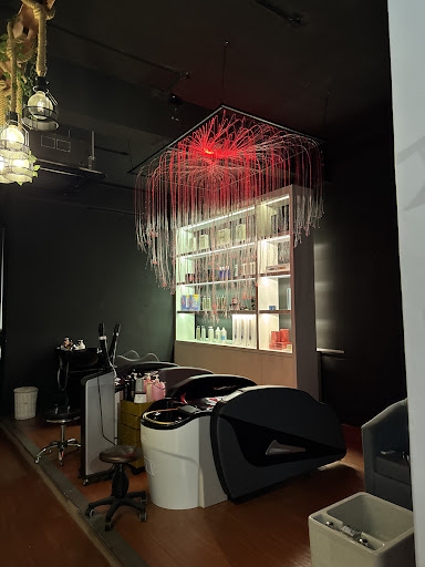 Golden Hair Studio