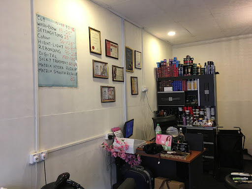 Hair saloon Jayden L