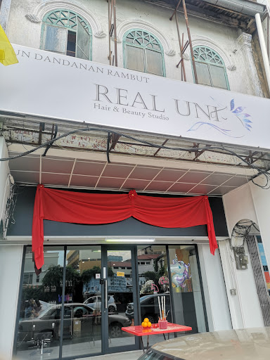 REAL UNI Hair & Beauty Studio