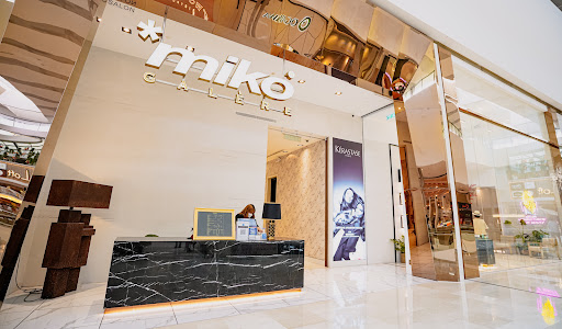 Miko Galére Signature