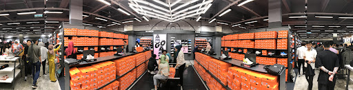 Nike Factory Store - Genting Premium Outlets