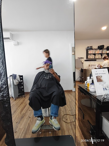 VR HAIR BEAUTY SALON