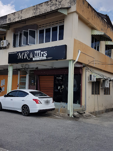 Mr & Mrs Hair Studio
