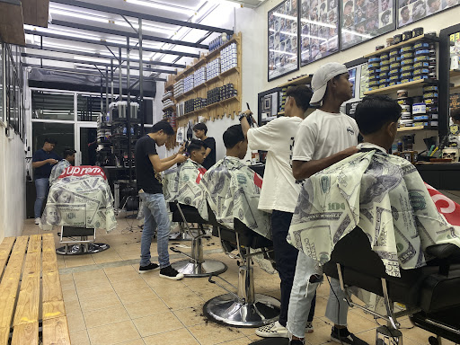 POK DIK BARBER SHOP