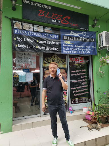 Bless Hair Studio & Men Spa