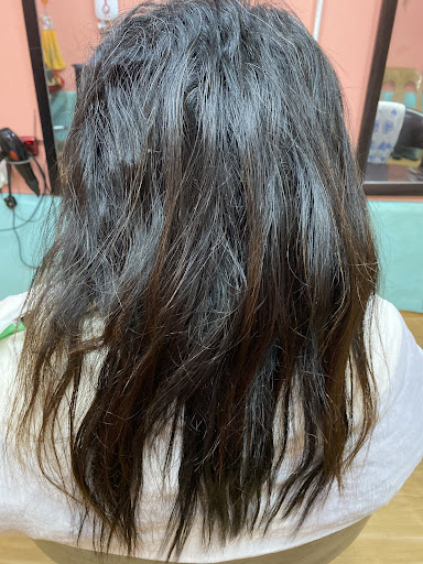 HaSMiDa BarBeR & SaLOoN Area Batu Ferringhi pulau pinang