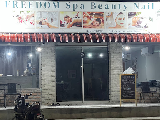 FREEDOM Spa Beauty Nail