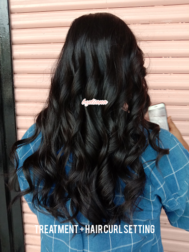 Hair Salon For Ladies by Diana