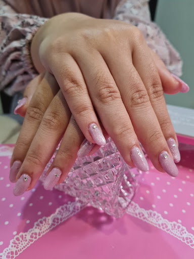 HOMEY NAIL & BEAUTY SPA - GLITTER GLAMZ