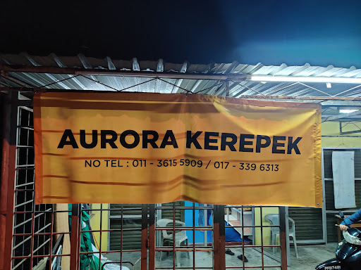 Gunting rambut zaharin