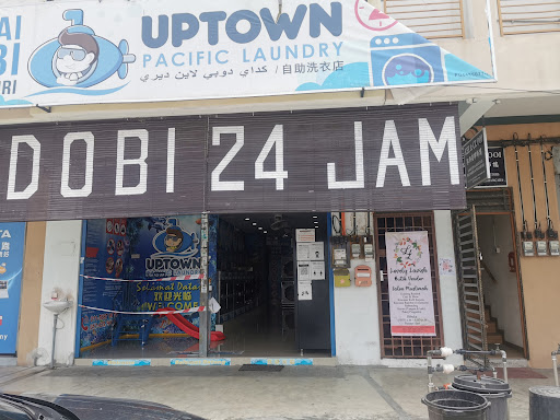 Lovely Lavish Saloon