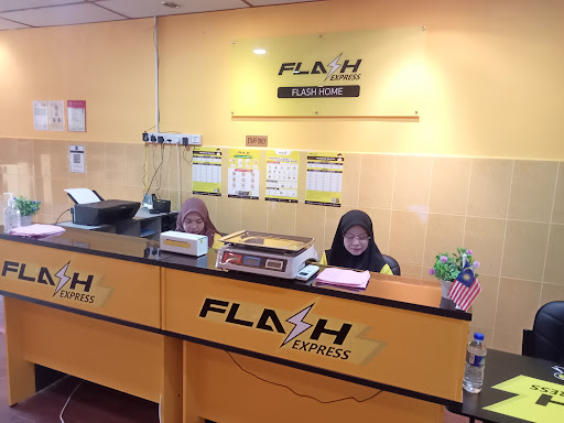 Kedai Gunting Rambut Romeo