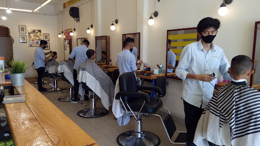 THE GROOMERZ ICONIC BARBERSHOP DUNGUN