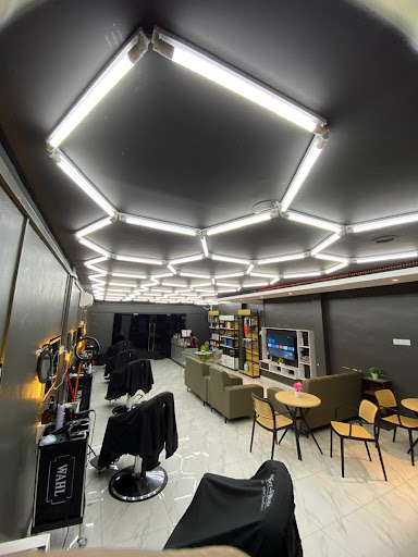 LH Barber Shop (2)