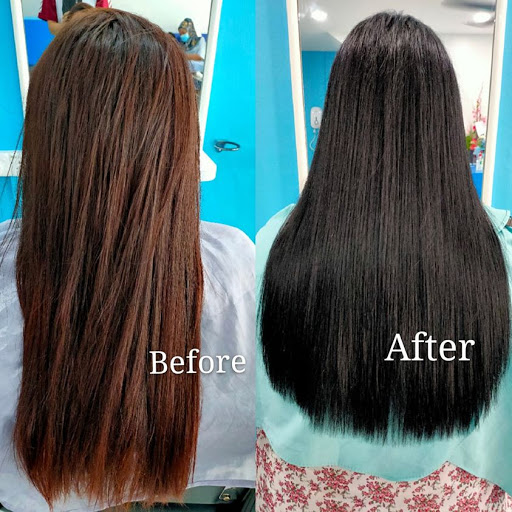 Blue & White Hair Salon