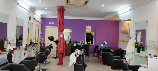 U Hair and Beauty Salon Manjung Point