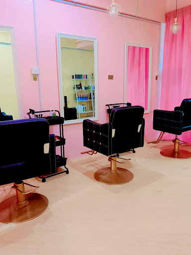 HIT STYLISTA SITIAWAN