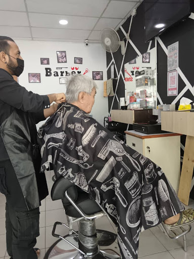 Violeta Unisex Hair Studio