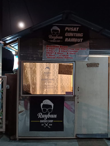 Reyben Barber Shop kiosk