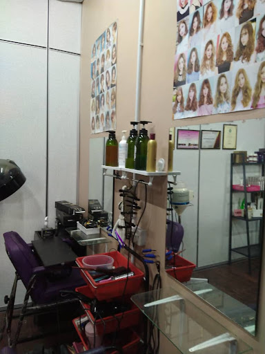 Farniesha Beauty Spa