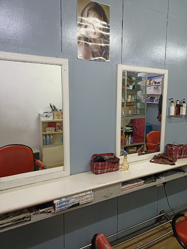 Kedai Keriting Rambut Falisah