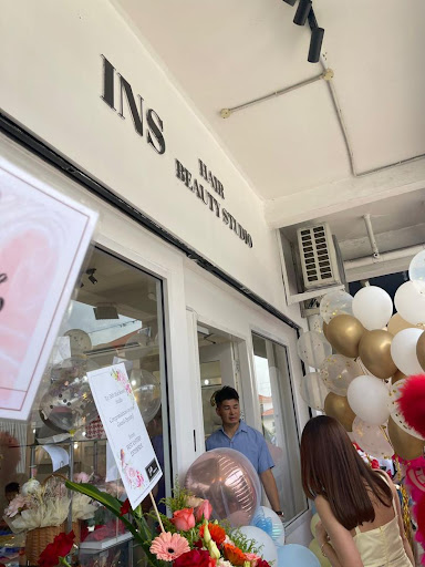 INS HAIR BEAUTY STUDIO