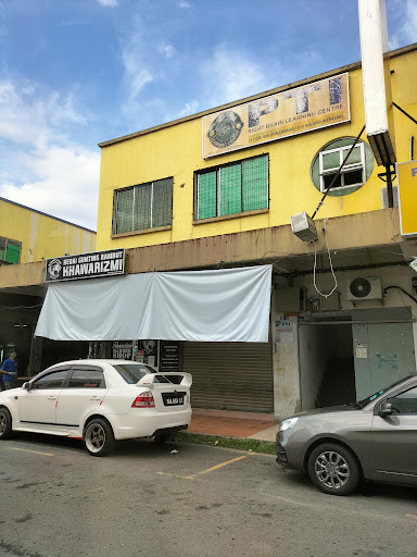 Barbershop khawarizmi kinarut