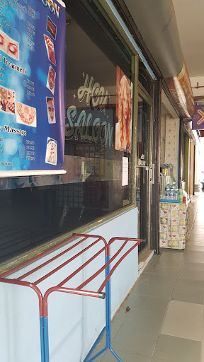 Hou Saloon