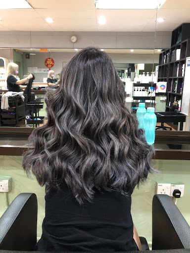 E'wen Unisex Hair & Beauty Saloon