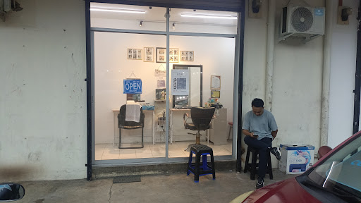 Kedai gunting rambut kitani