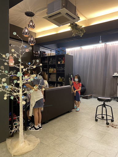 JL Hair Studio