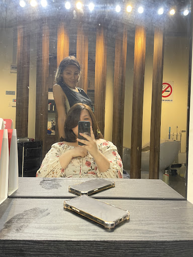 LUNAs Salon