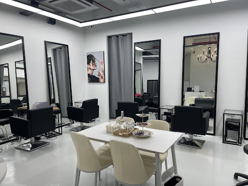 Q Lounge Scalp Hair Salon @ Plaza Arkadia