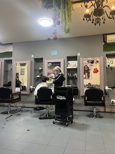 Star One Hair & Make up Salon